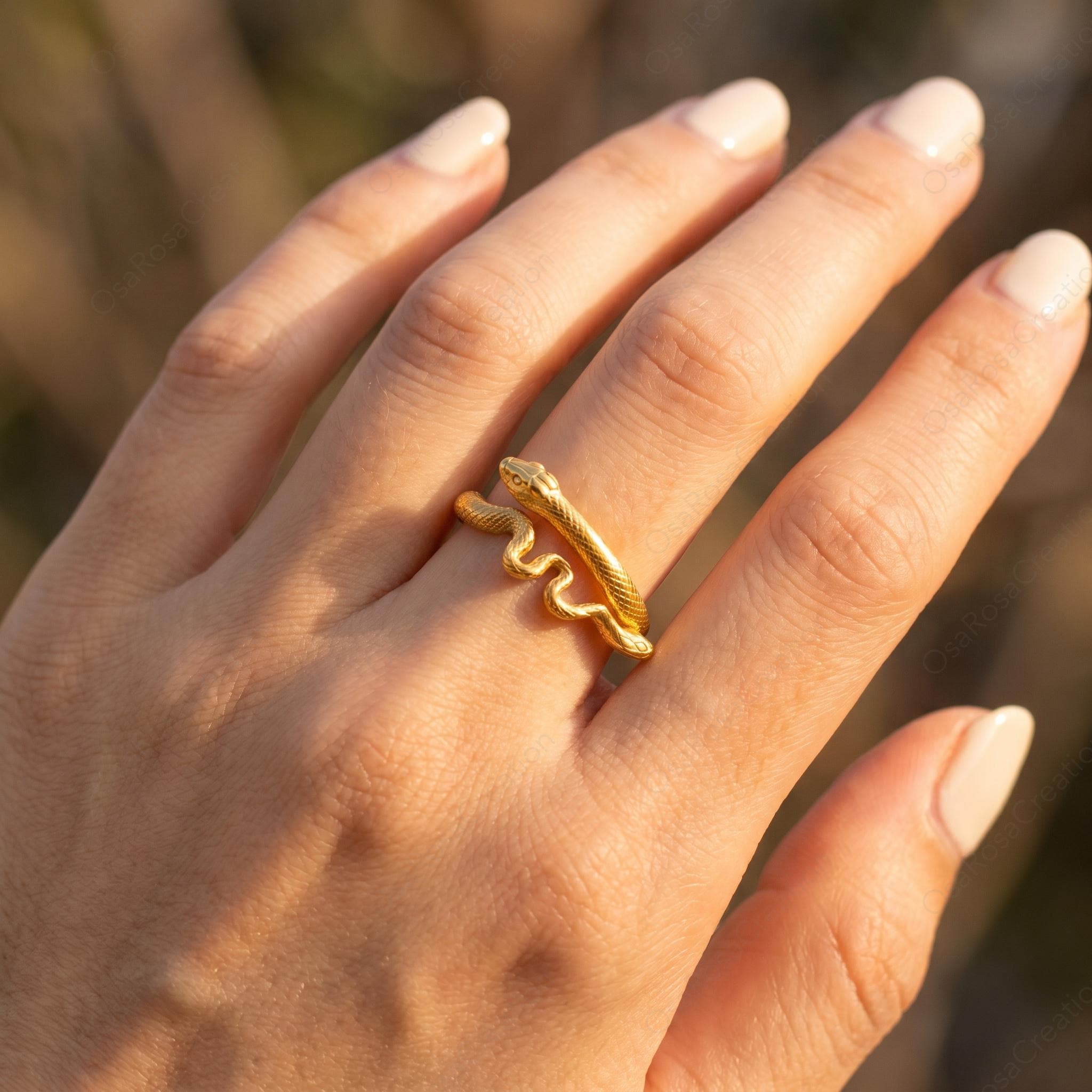 Gold Snake Ring, Serpent Wrap Ring, Sculptural Animal Jewelry, Vintage Snake Ring, Mediterranean Inspired Ring, Timeless Statement Ring