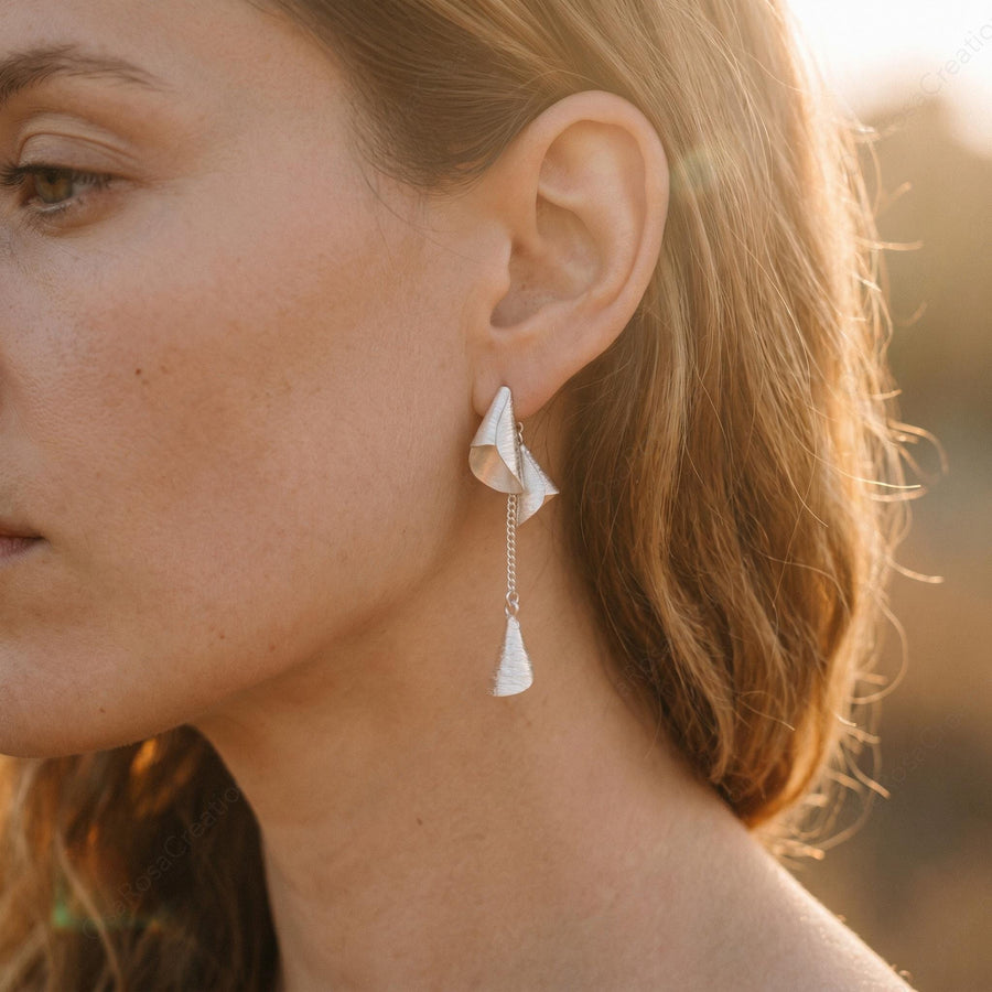 Aphrodite Shell Drop Earrings