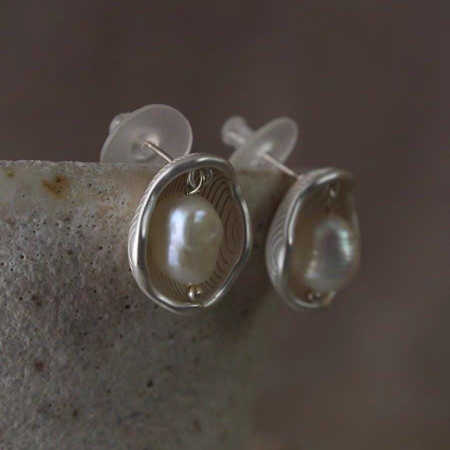 Pearl Relic Stud Earrings — Platinum Plated Minimal Jewelry
