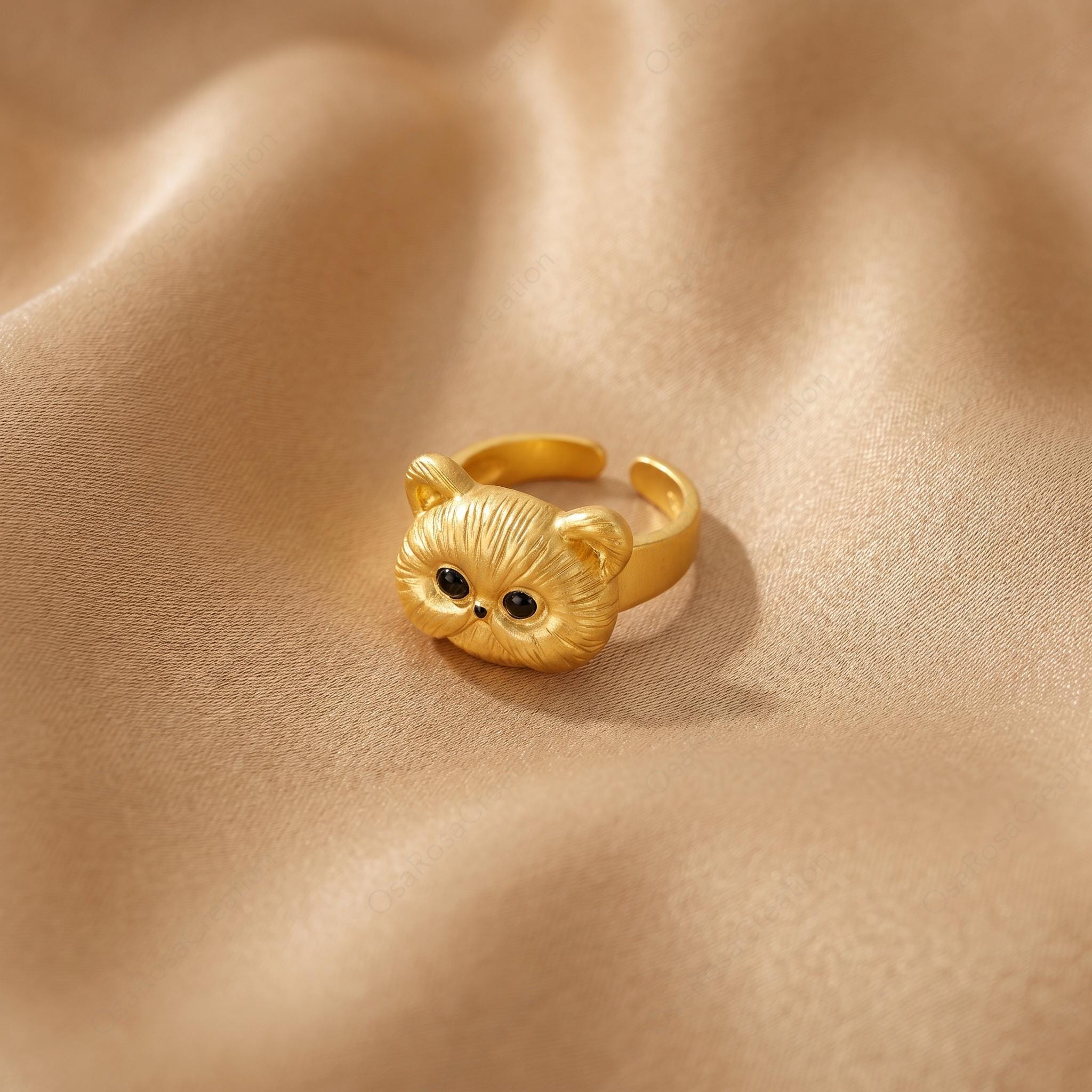 Sculptural Gold Cat Ring, Textured Feline Statement Jewelry, Artistic Animal Ring